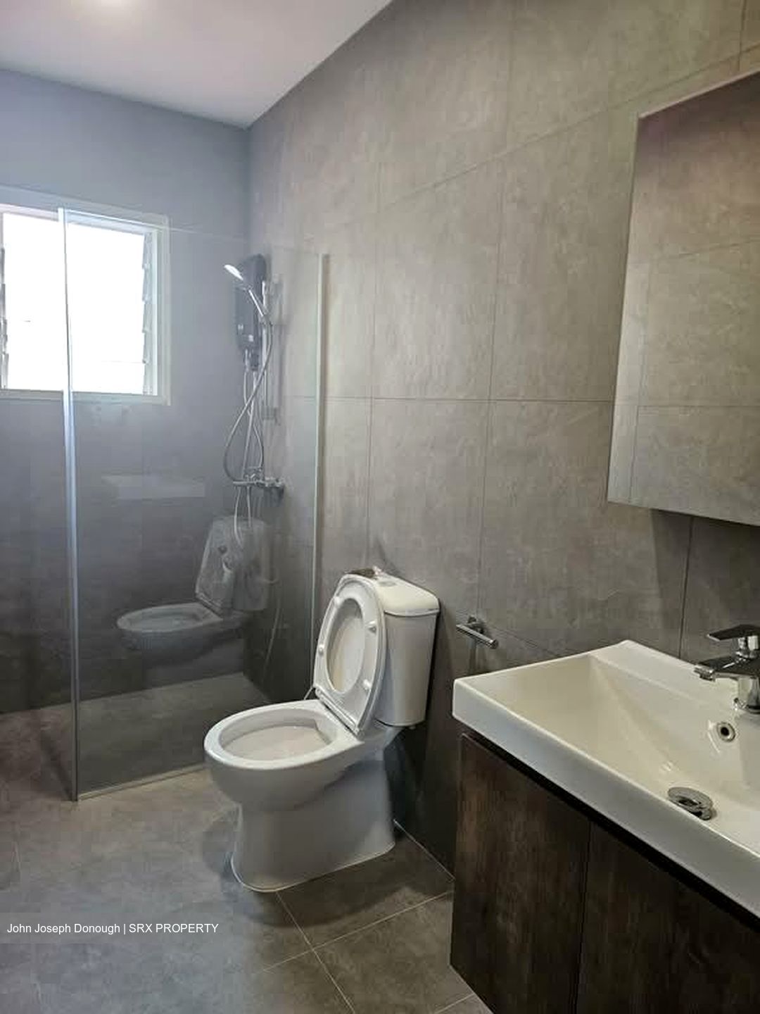 Jalan Sahabat (D19), Terrace #591878891